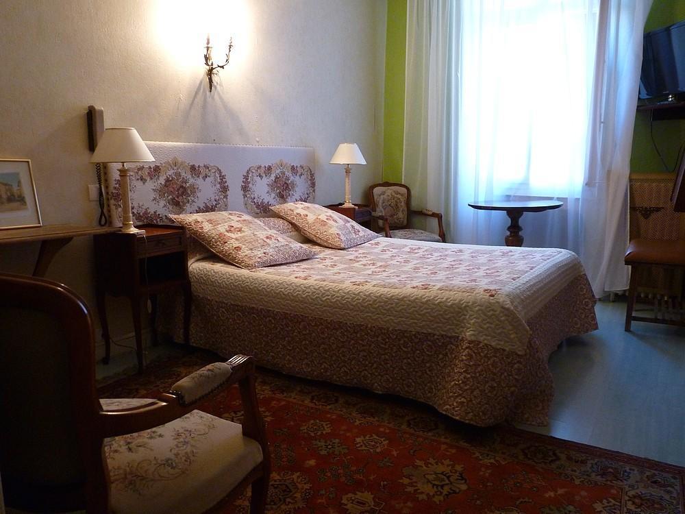 Hotel Le Mont Royal Realmont Екстер'єр фото