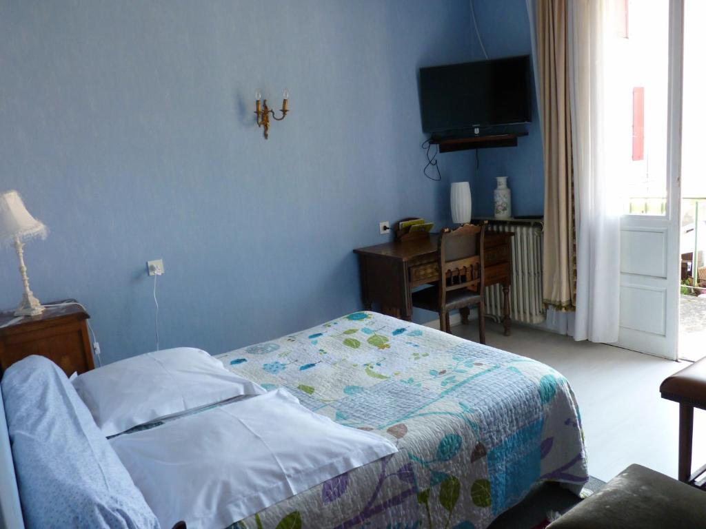 Hotel Le Mont Royal Realmont Екстер'єр фото