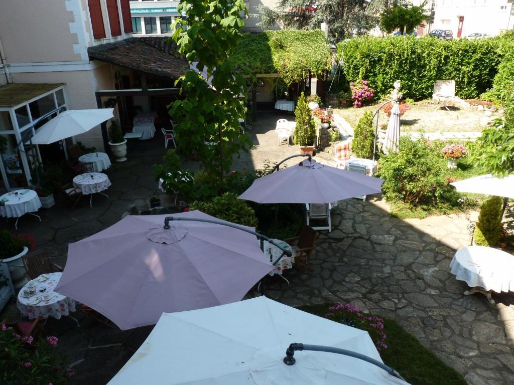 Hotel Le Mont Royal Realmont Екстер'єр фото