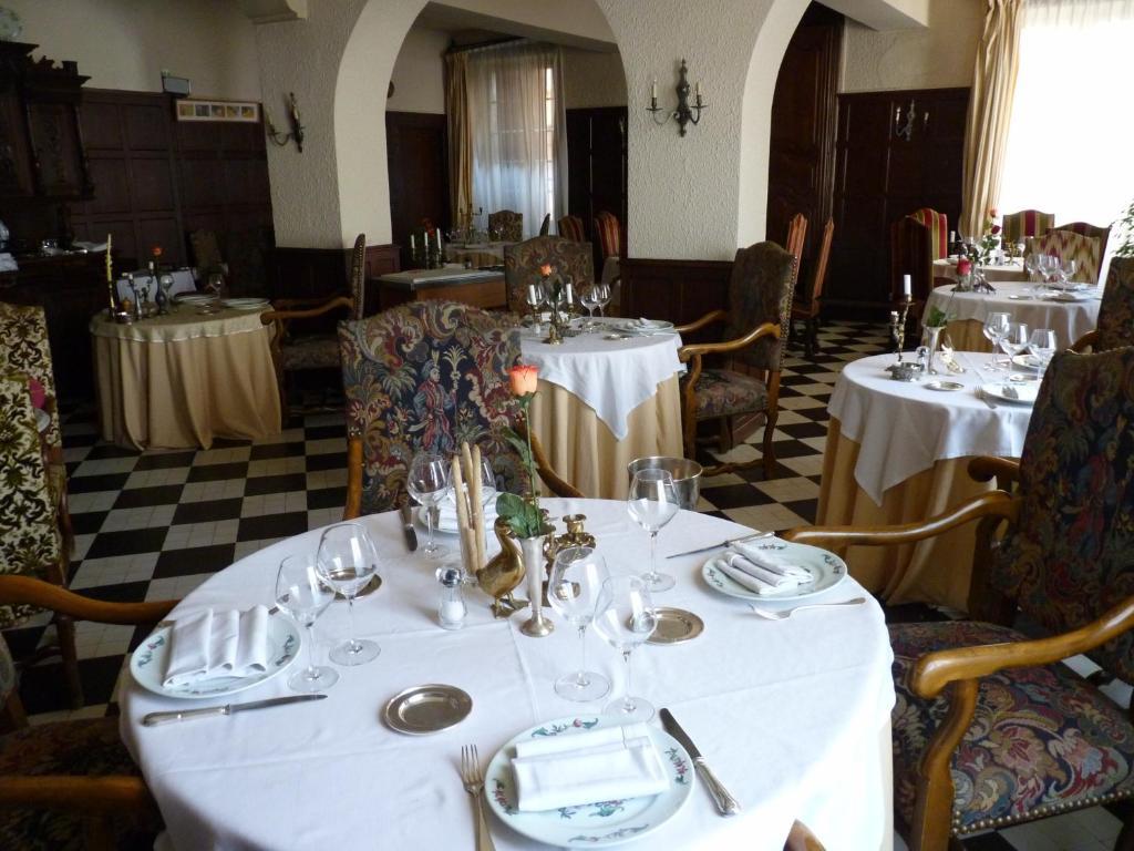 Hotel Le Mont Royal Realmont Екстер'єр фото